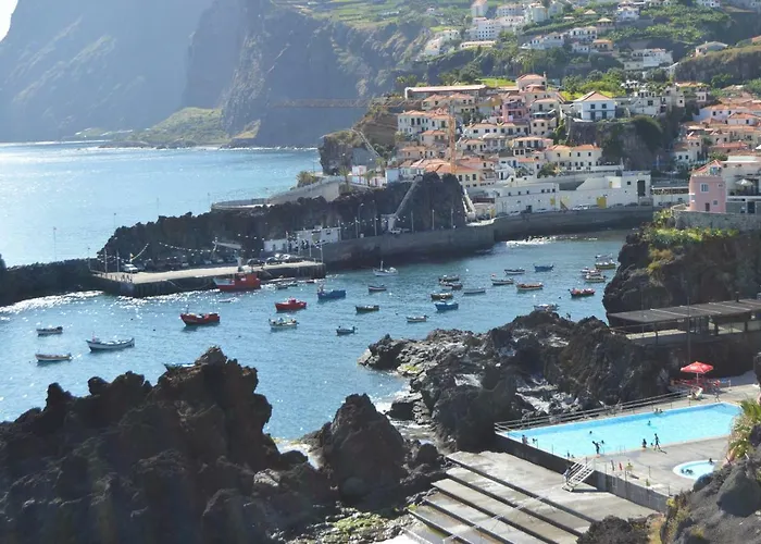 Apartment In Camara De Lobos